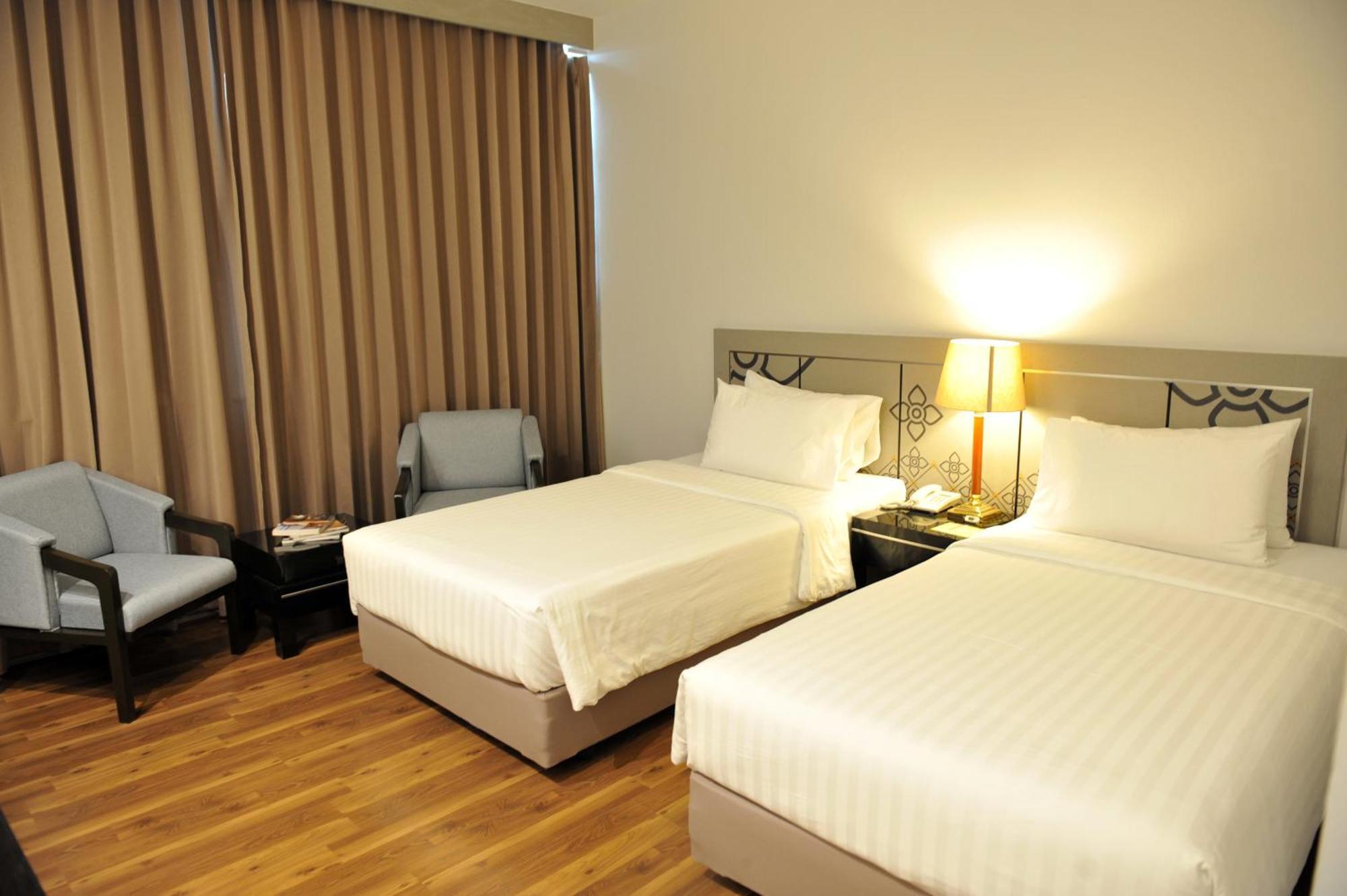 New Season Hotel Hat Yai Dış mekan fotoğraf