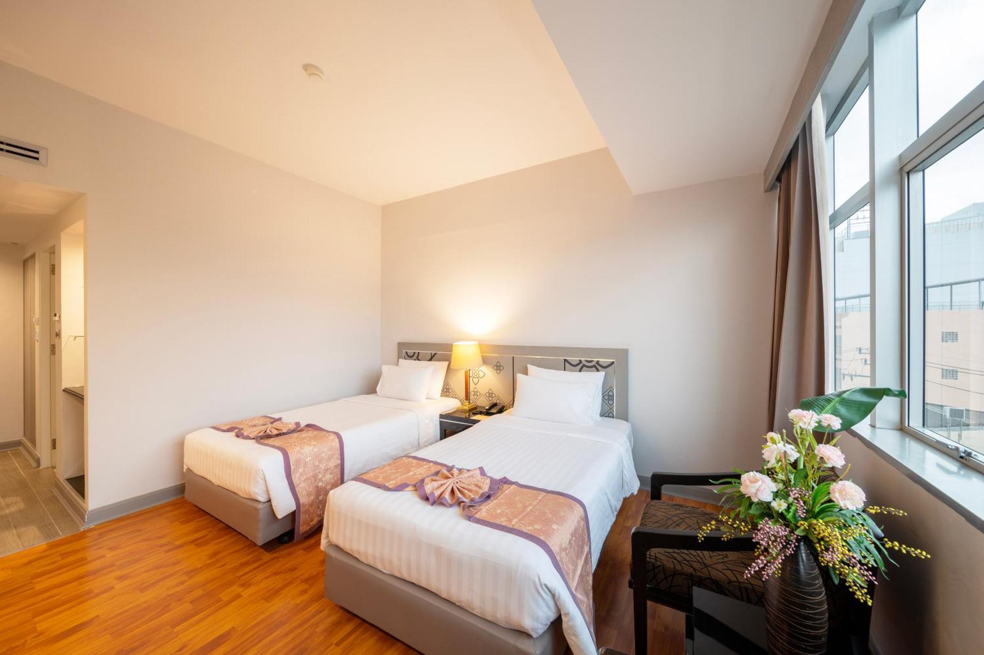 New Season Hotel Hat Yai Dış mekan fotoğraf