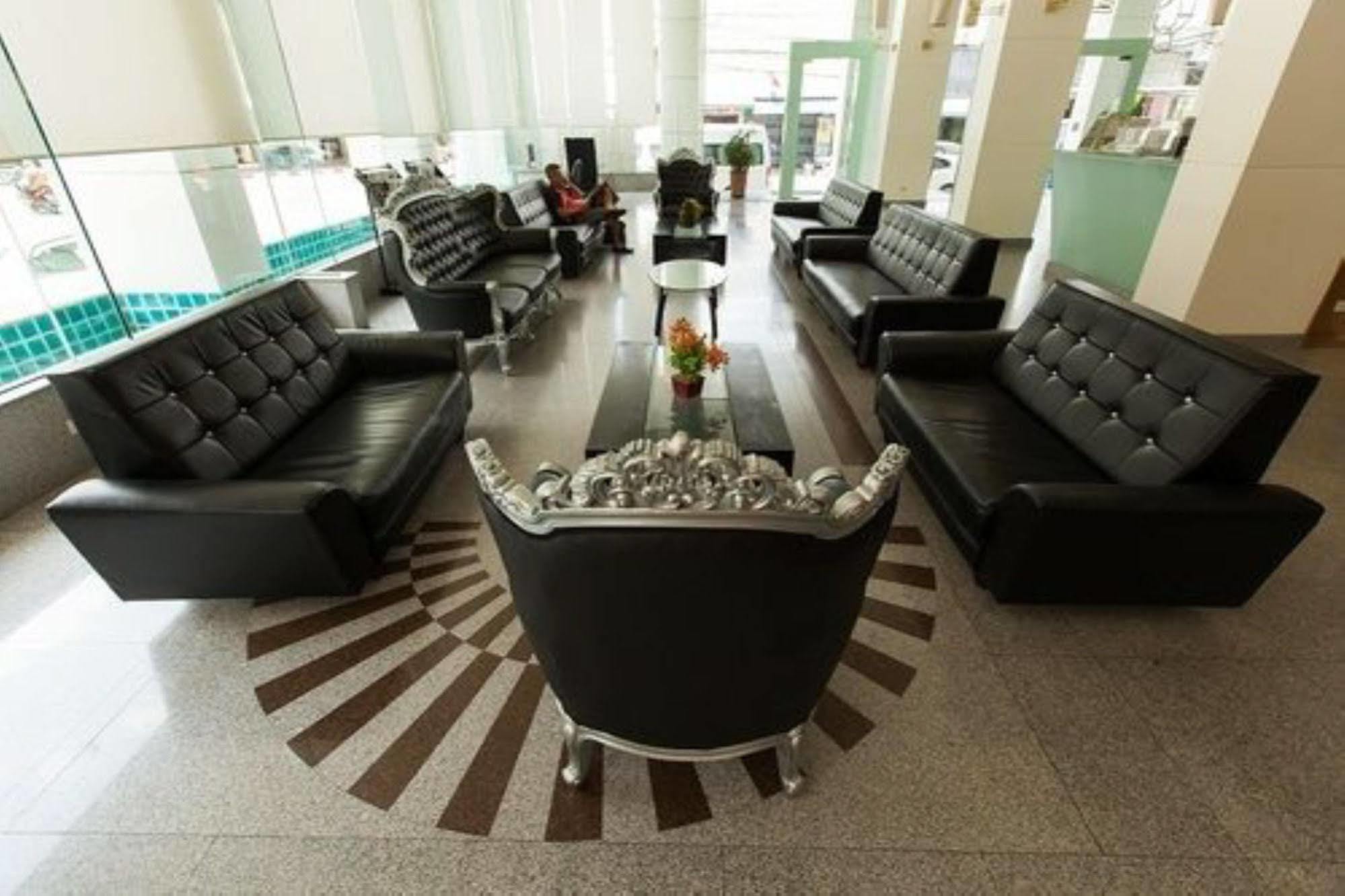 New Season Hotel Hat Yai Dış mekan fotoğraf