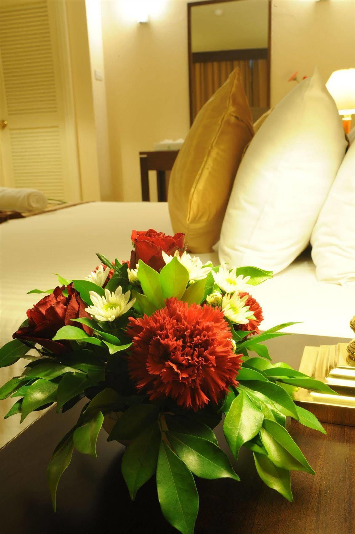 New Season Hotel Hat Yai Dış mekan fotoğraf